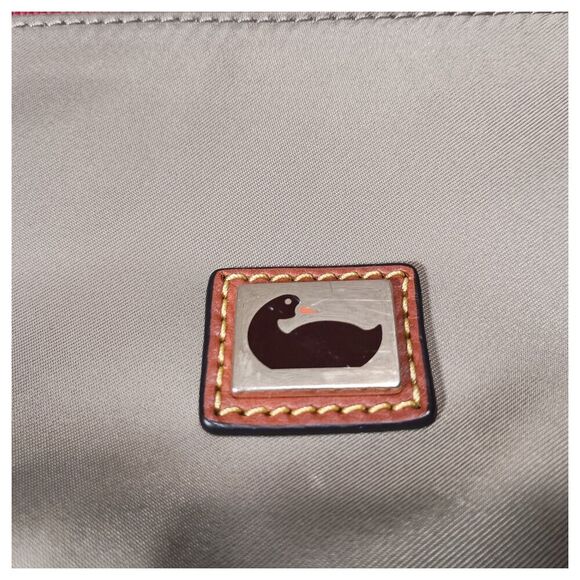 Dooney & Bourke Handbag Small Womens Nylon Shoulder Bag Gold Inner Pockets Purse - Picture 3 of 12